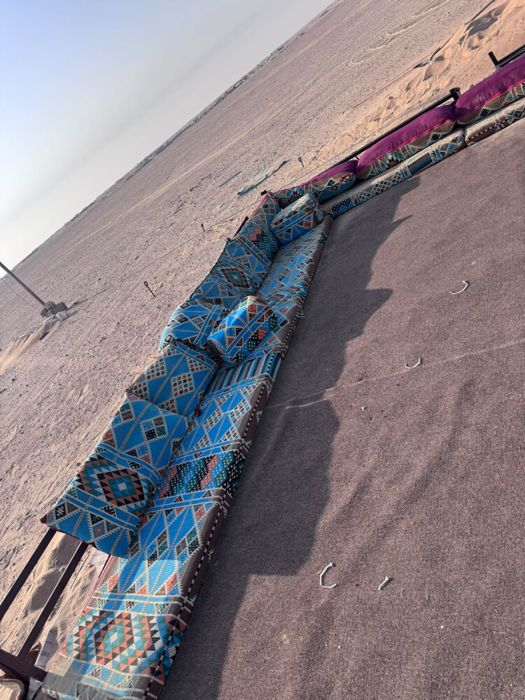للبيع 1800 - 2