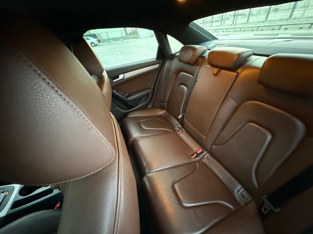 AUDI A4 - 6