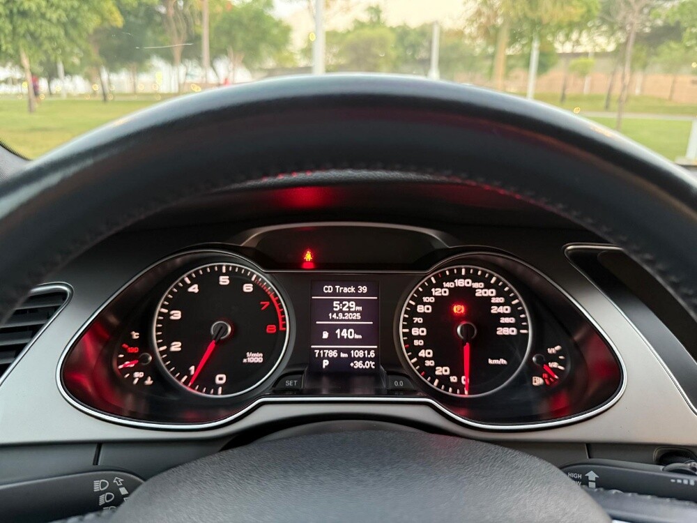 AUDI A4 - 2