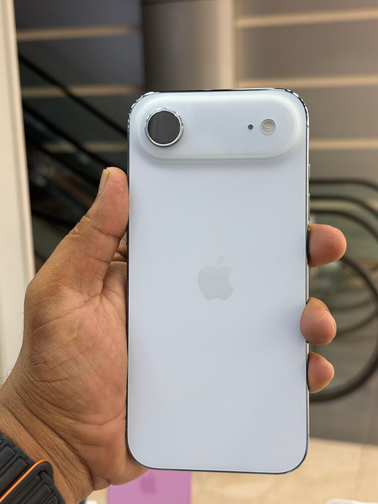 iPhone 17 Air - 3