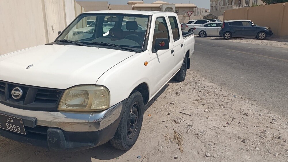 نيسان عراوي مع الرقم موديل 2008 - 2