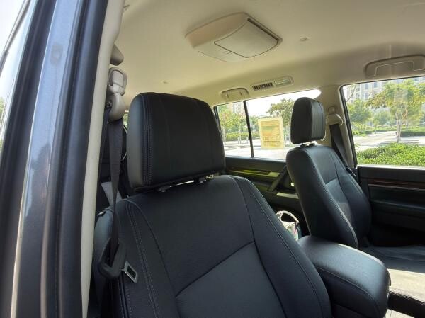 Pajero 3.8L Gold Edition - 12