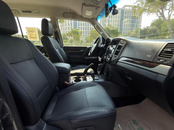 Pajero 3.8L Gold Edition - 9