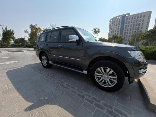Pajero 3.8L Gold Edition - 8