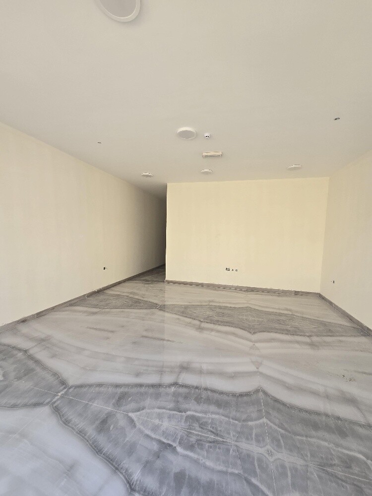 For rent, it is stored in Al Awamer - 4