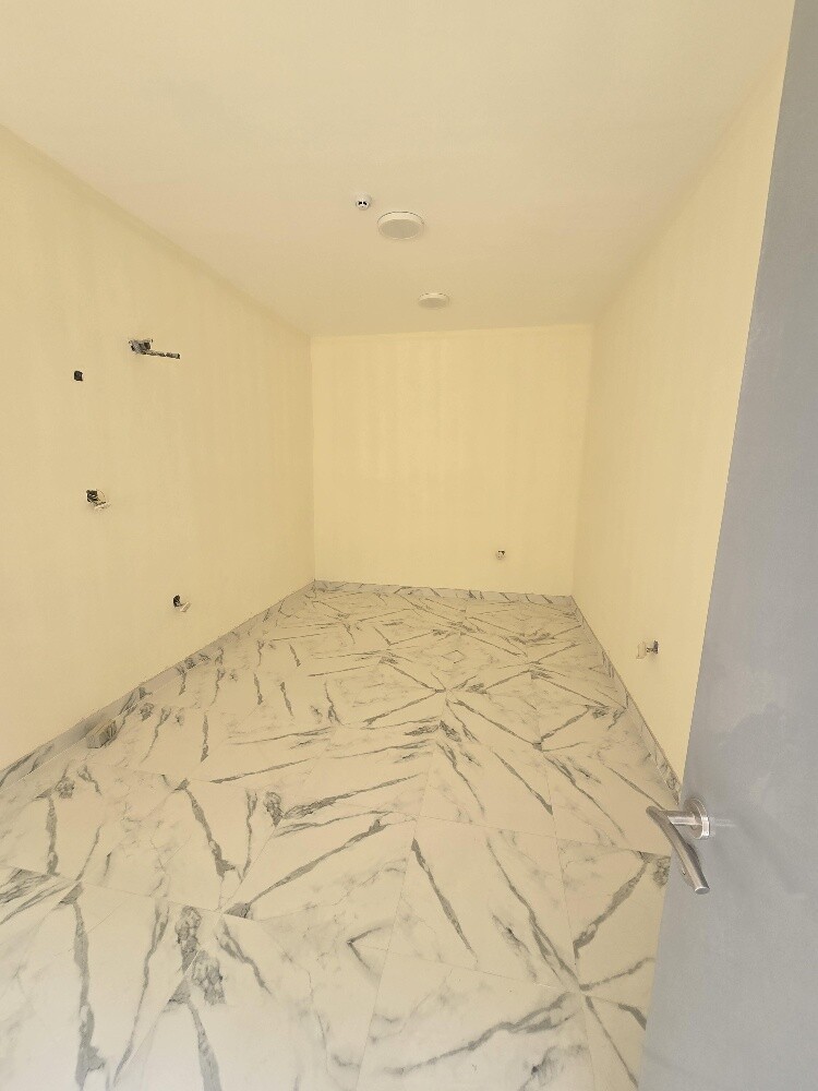 For rent, it is stored in Al Awamer - 17