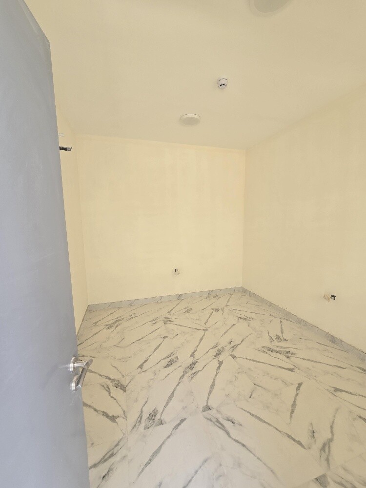For rent, it is stored in Al Awamer - 14