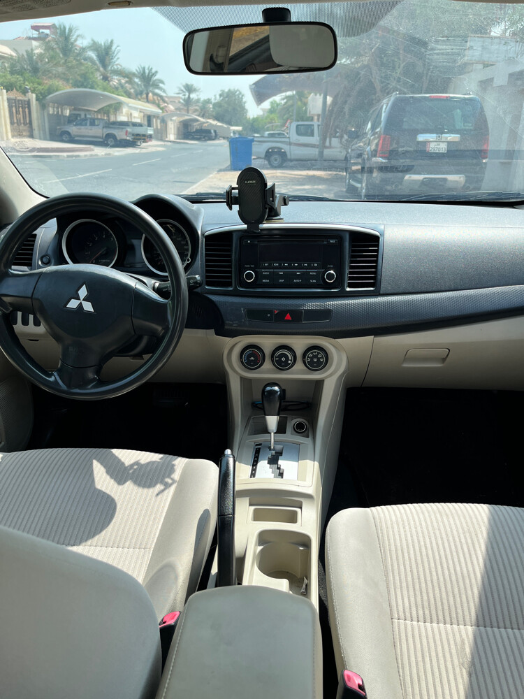Mitsubishi lancer - 6