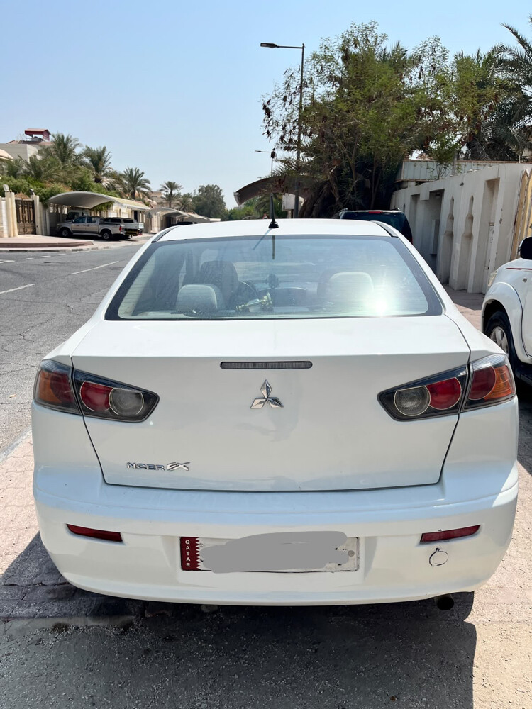 Mitsubishi lancer - 1