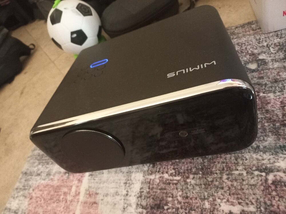wimus projector Brand new urgent sa - 2