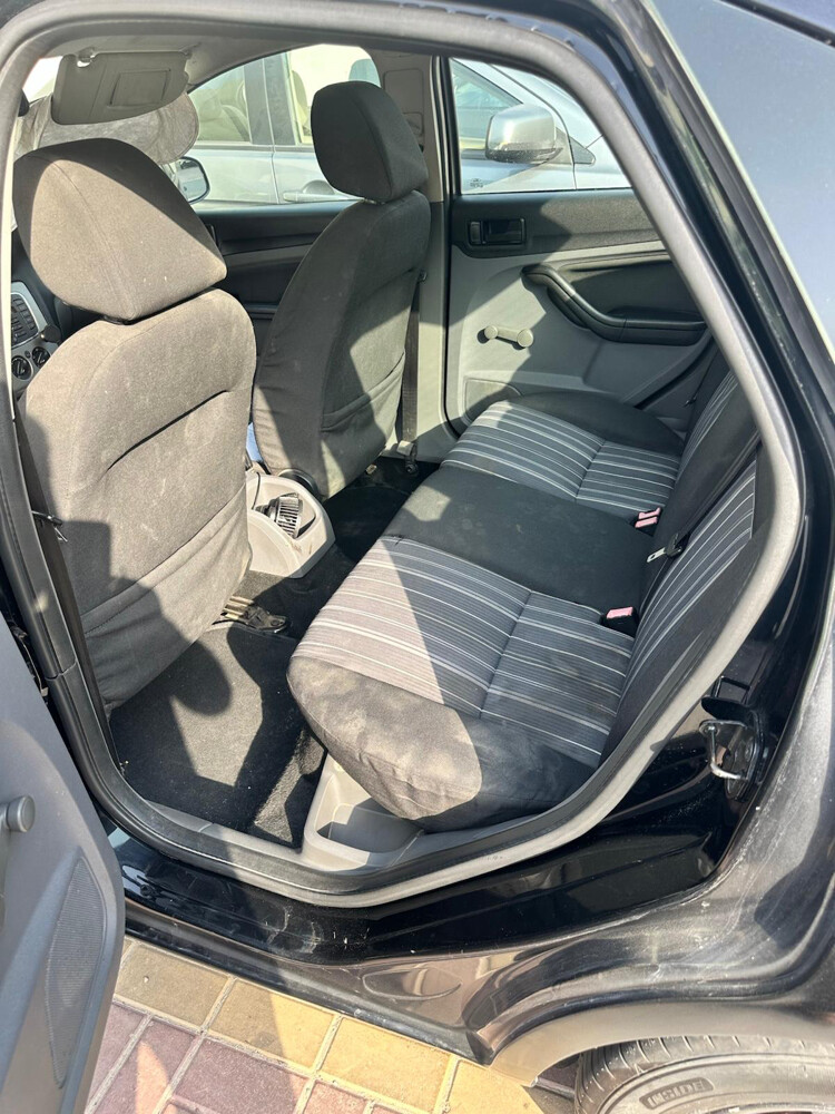 ford Focus - 7