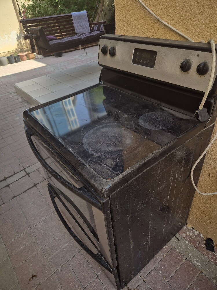Fully Electric Oven and Cook - 1