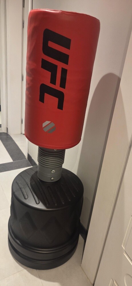 UFC free standing punch bag boxing - 1
