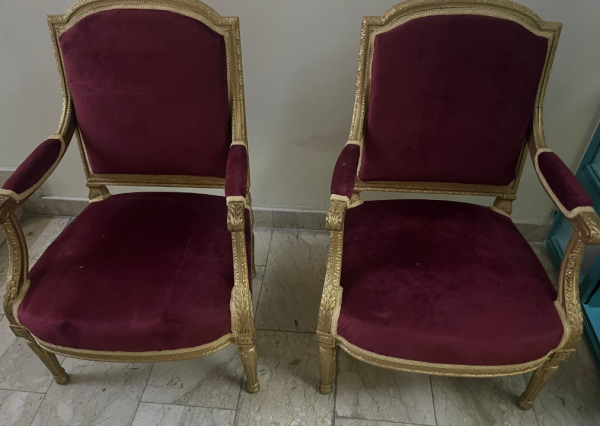 Royal chairs - 2