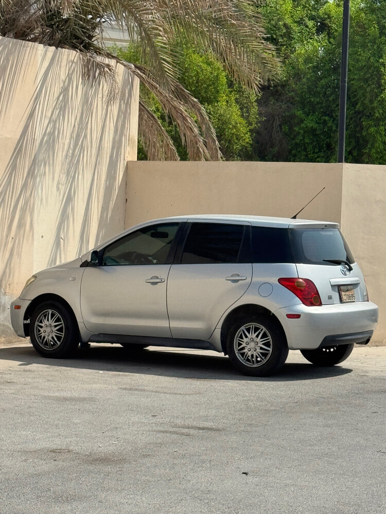 Toyota XA 2004 - 1