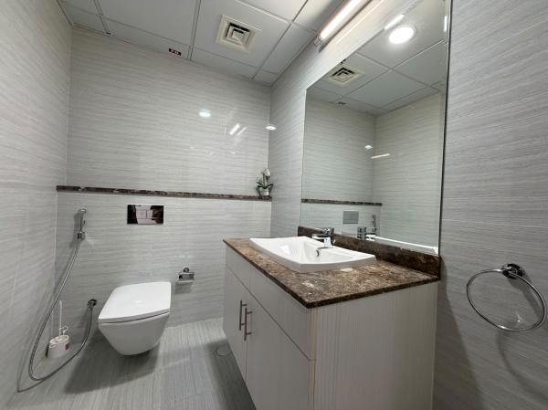 PRIME 1 BHK | GYM & POOL | BALCONY - 13