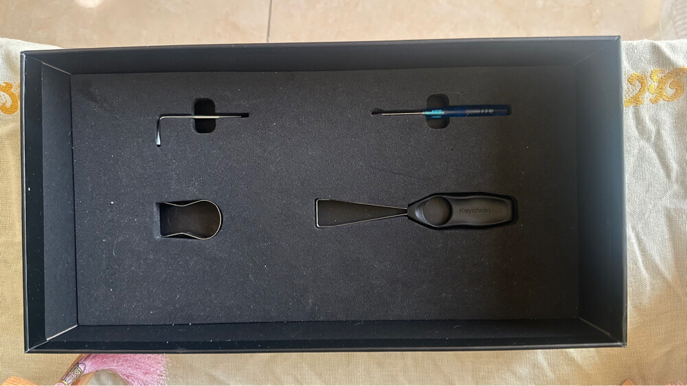 Keychron Q4 Keyboard Bundle - 6