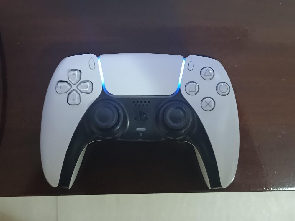 Playstation 5 Controller - 1