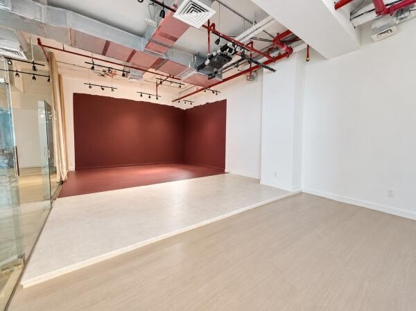 OFFICE FOR RENT LUSAIL MARINA - 7