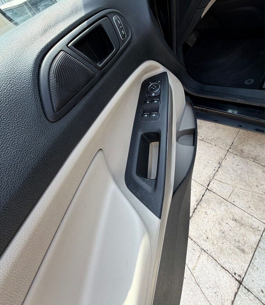 Ford EcoSport 2020 | Automatic | 60 - 8