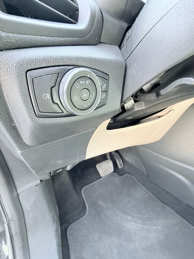 Ford EcoSport 2020 | Automatic | 60 - 7