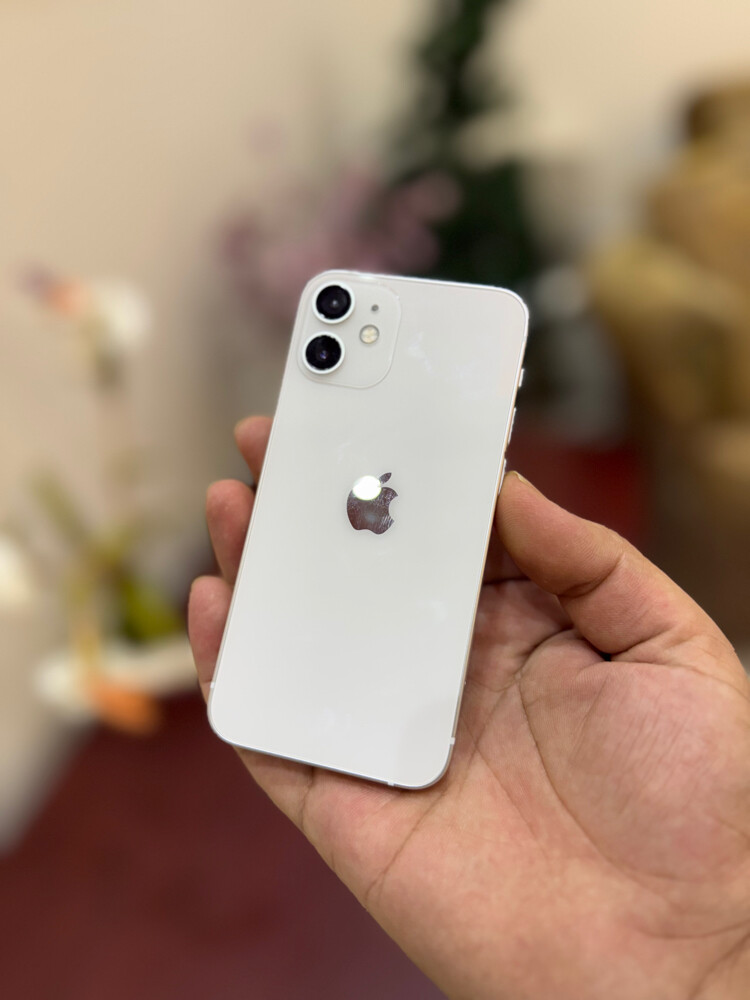 iPhone 12 64GB USA original  - 1