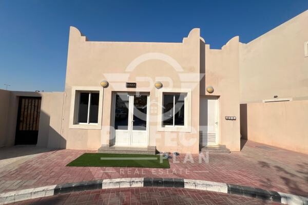 Villa in Compound/EL Gharafa - 1