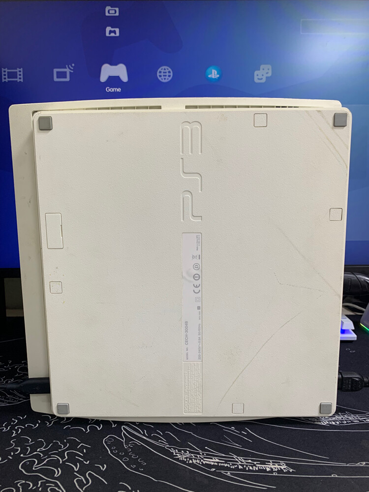 PS3 white excellent condition - 6