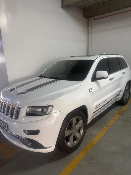 Jeep Grand Cherokee Summit V8 5.7 - 1