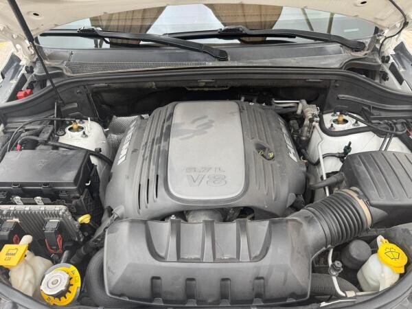 Jeep Grand Cherokee Summit V8 5.7 - 12