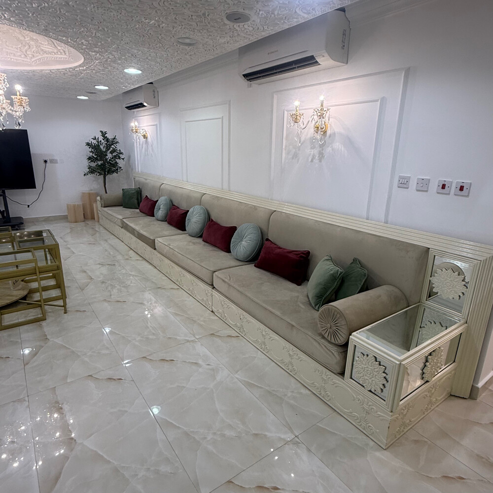 Sofas and chairs - 3