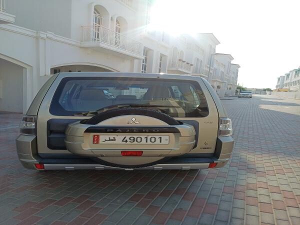 Pajero in excellent condition - 8