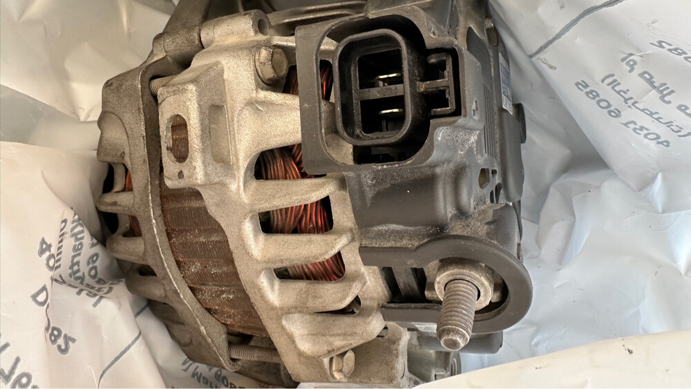 KIA Cerato Alternator Compressor - 1
