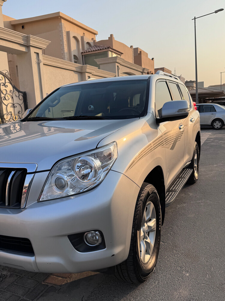 well maintained prado - 7