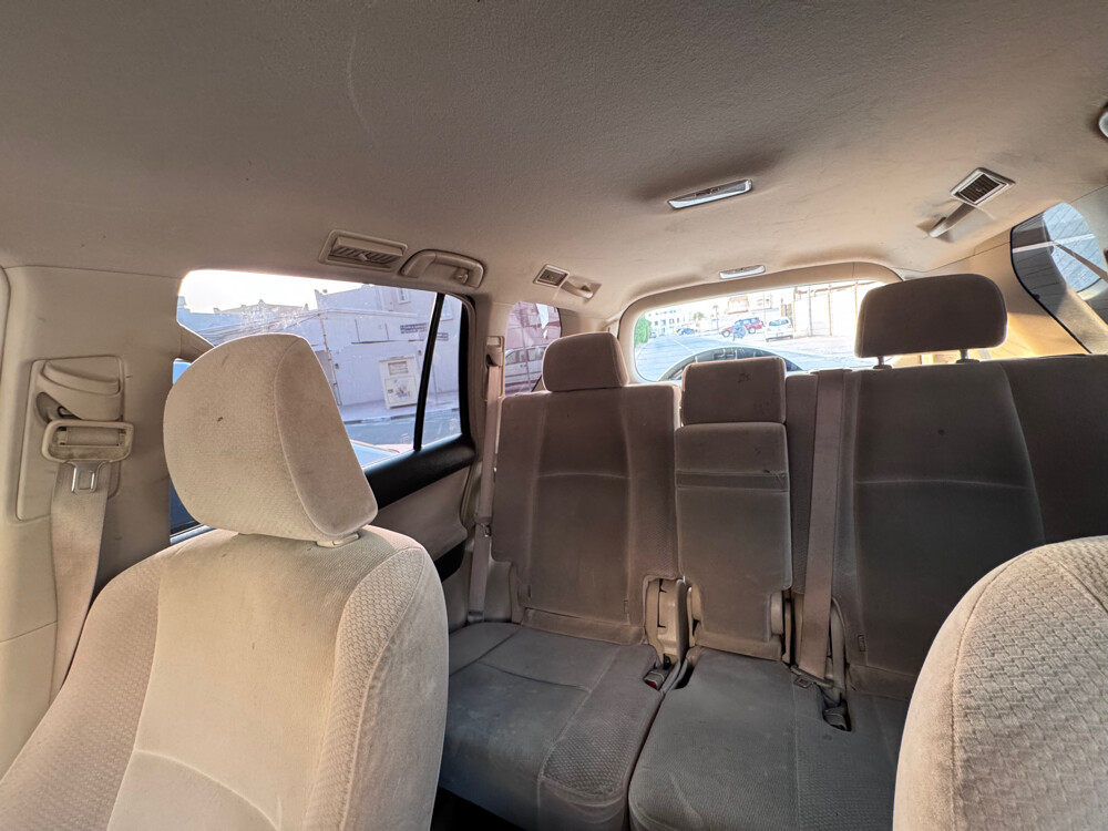 well maintained prado - 3