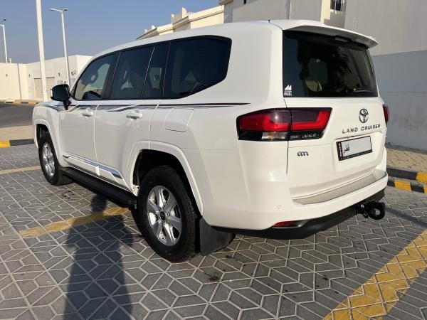 Toyota Land Cruiser GXR 2024 - 4
