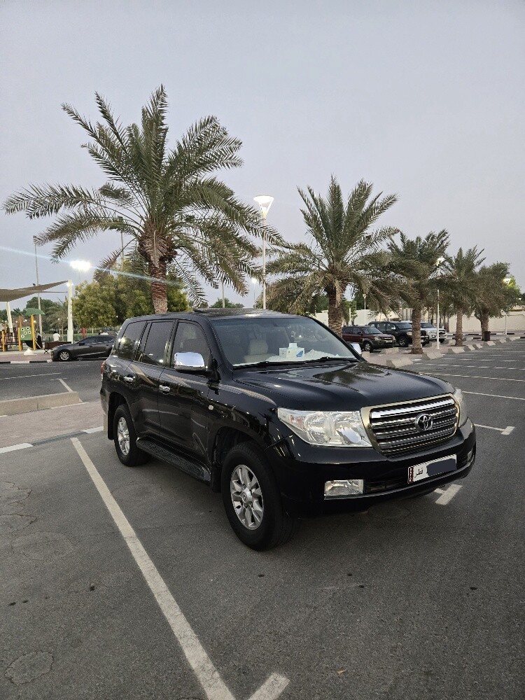Toyota Land cruiser gxr v8 2011 - 2