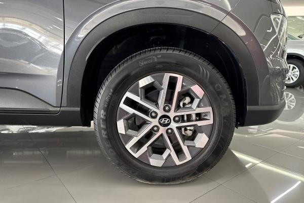 HYUNDAI VENUE 1.0L TURBO 2025 - 5