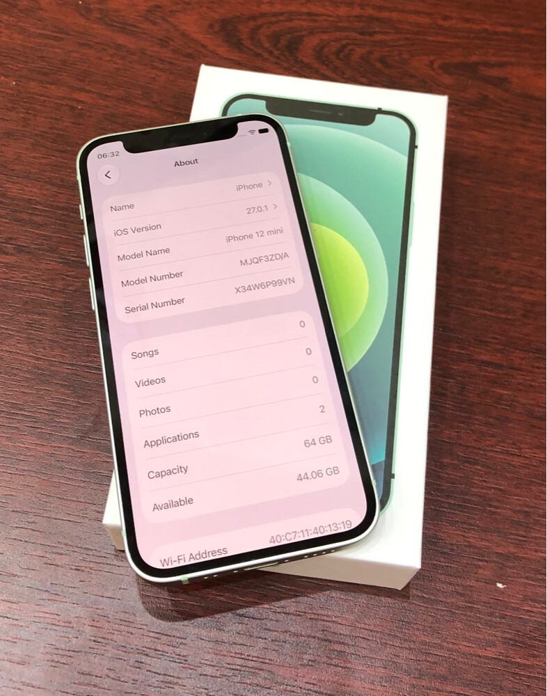 iPhone 12 Mini | Box | Charger - 5