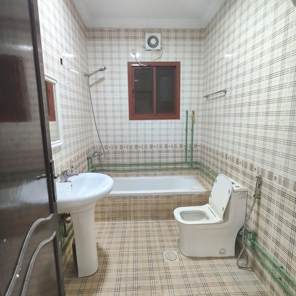 Apartment in Umm Ghuwailina - 10