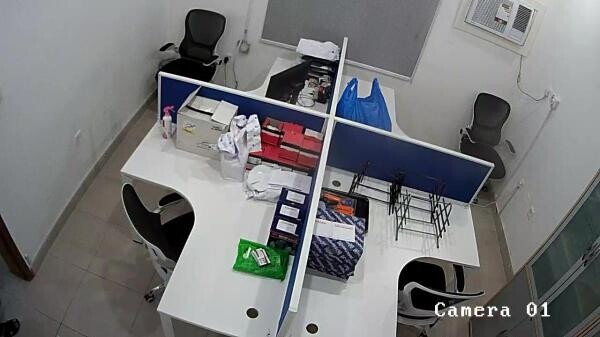 work station with 4 chair - 1