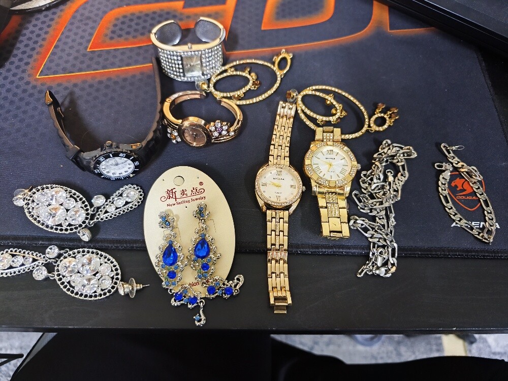 Accessories for sale - 1