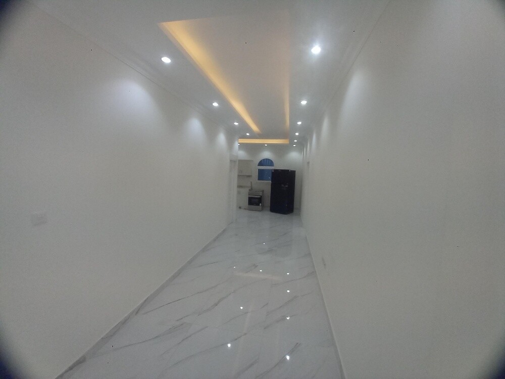 New 3BHk Paint house wemans only - 2