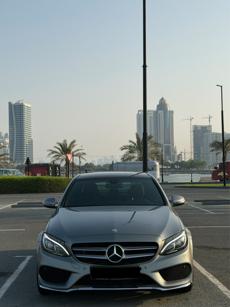 Mercedes C200 AMG Red interior - 2