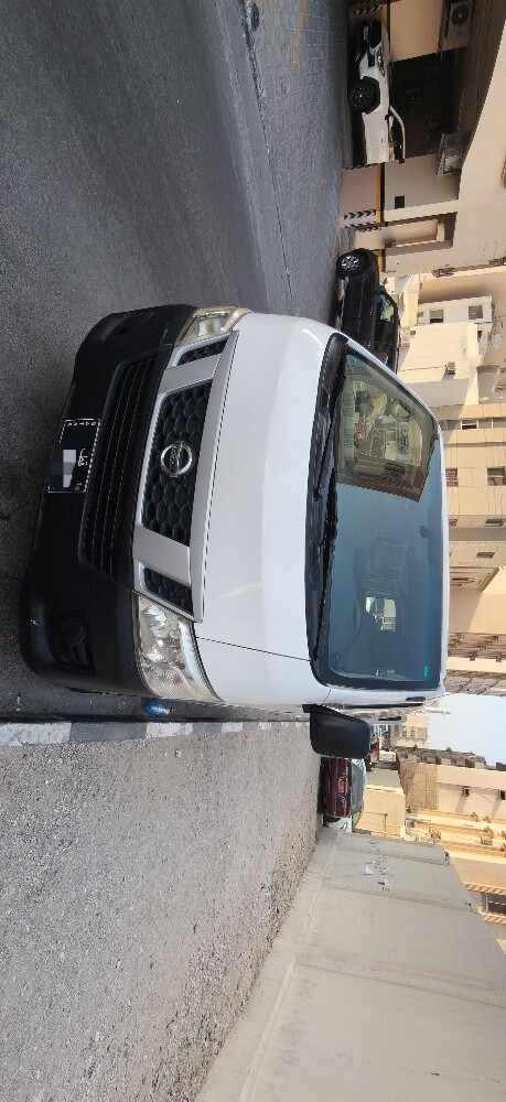 Nissan urvan NV350 - 3