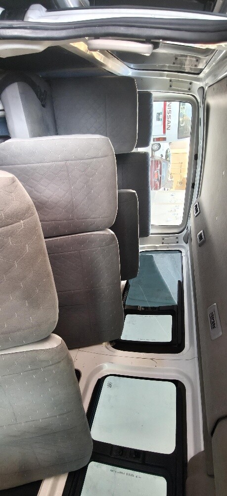 Nissan urvan NV350 - 7