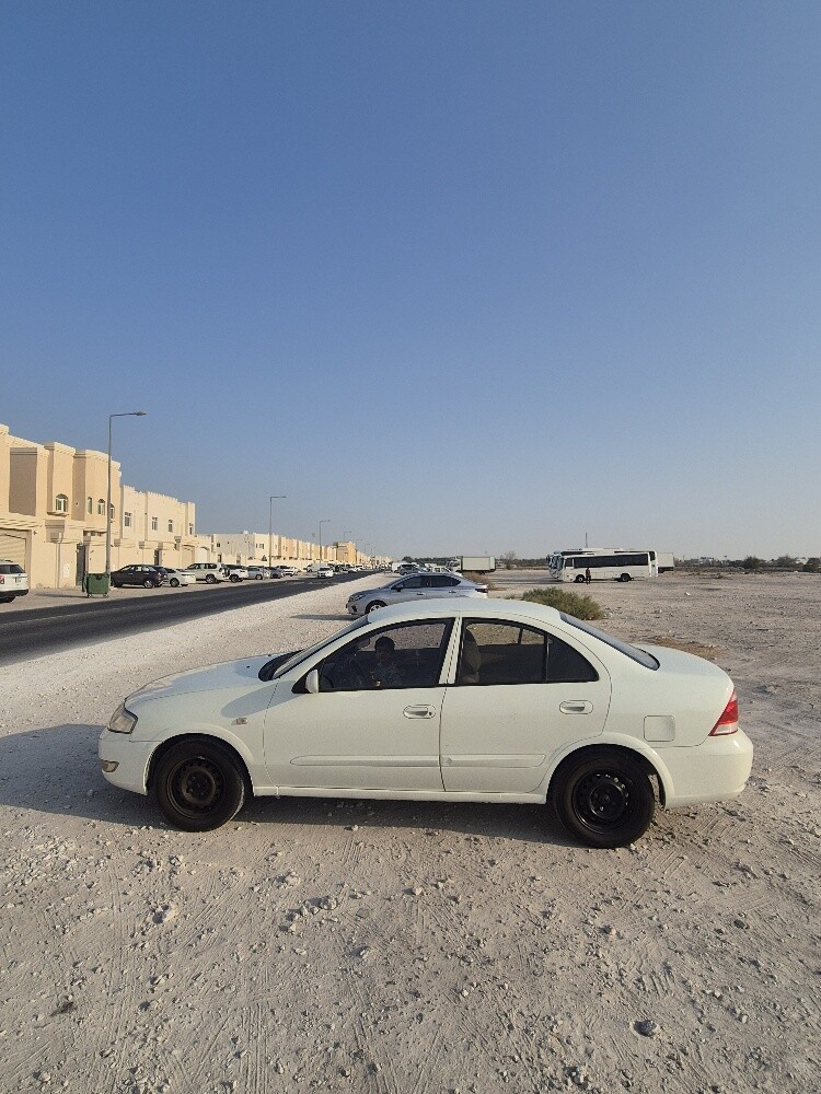 نيسان صني ٢٠١٢ - 1