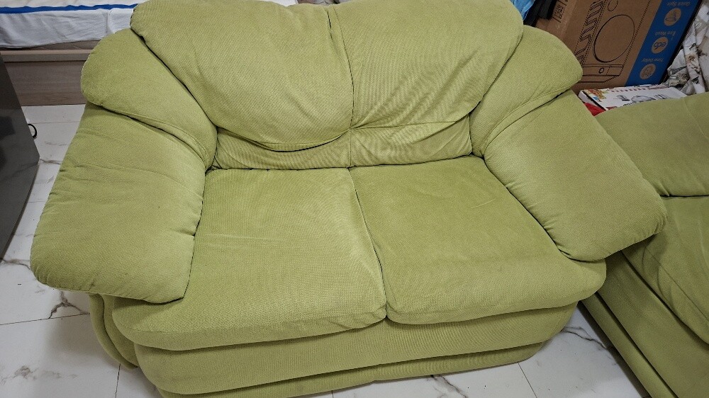 Home center 4 seater sofa - 3