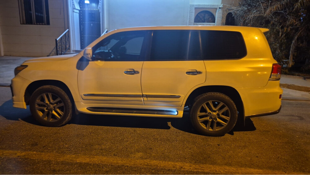 Lexus - 3