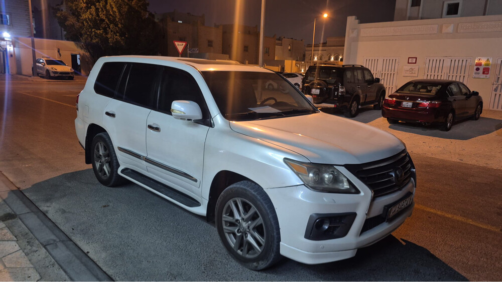 Lexus - 4